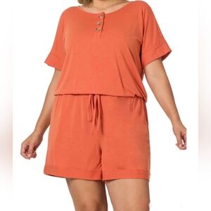 Zenana Outfitters Coral Romper Size XL